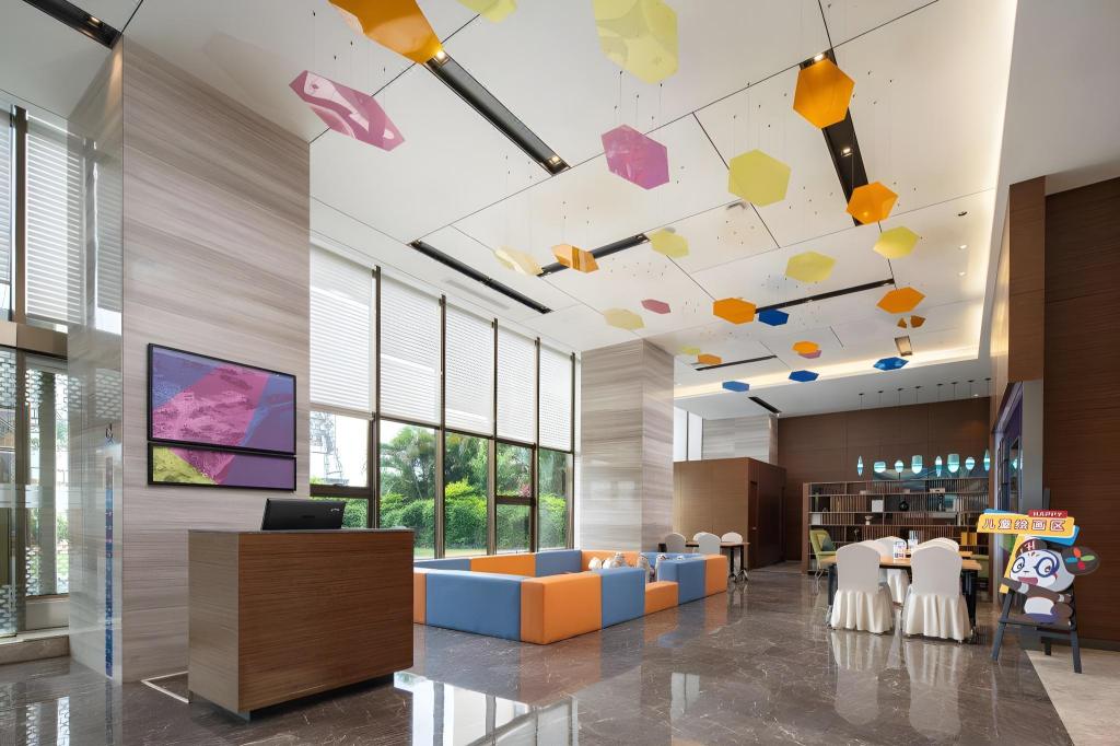 Фото Hampton by Hilton Beihai High-Speed Train Station