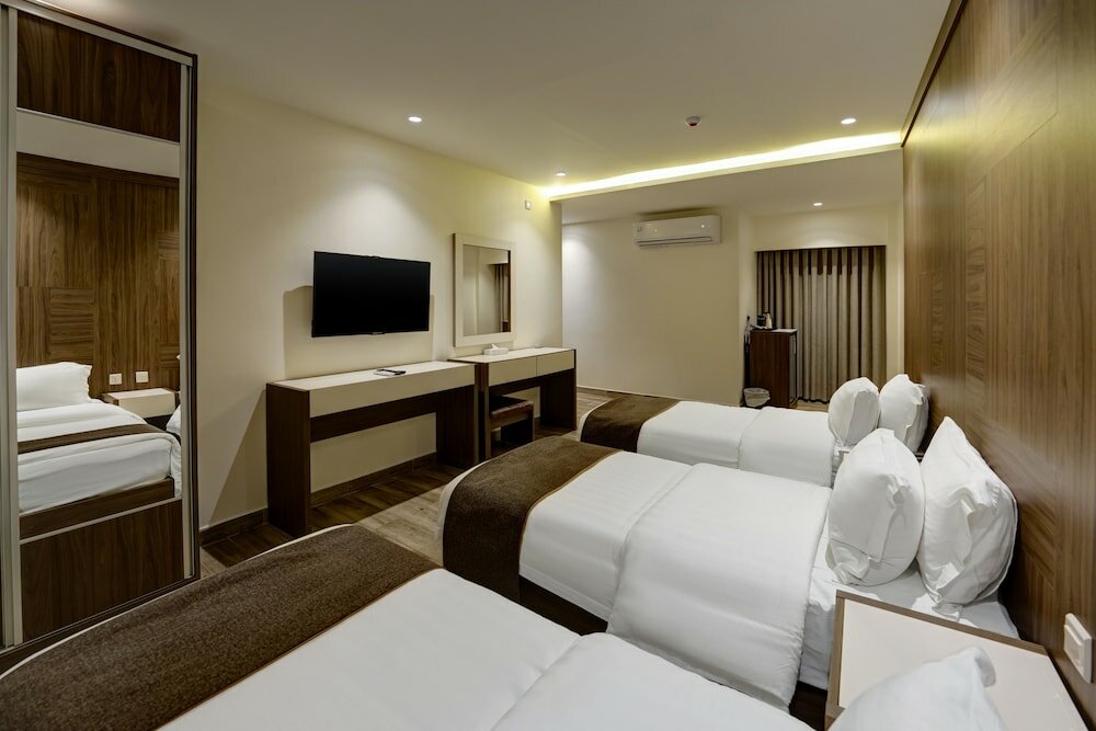 Фото Luciana Hotel by Bratus