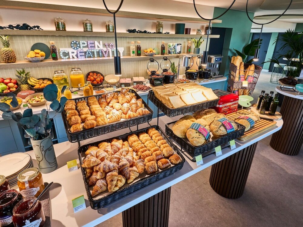 Фото Ibis Styles Madrid Airport Valdebebas