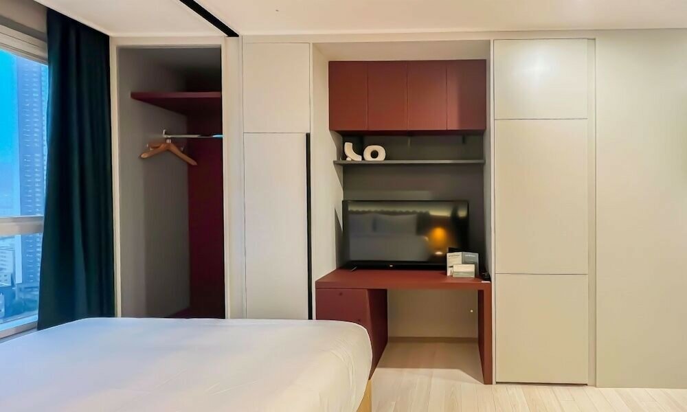 Фото Cotice The Bridge