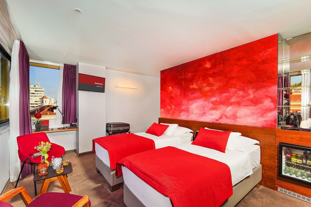 Фото Horizon Luxury Suites