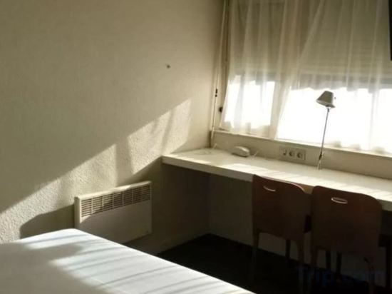 Фото Kyriad Direct Metz Nord – Woippy