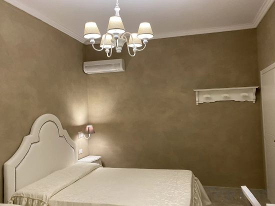 Фото Calais Milan Boutique Hotel