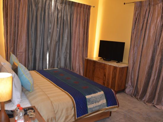 Фото JuSTa Sajjangarh Resort & SPA