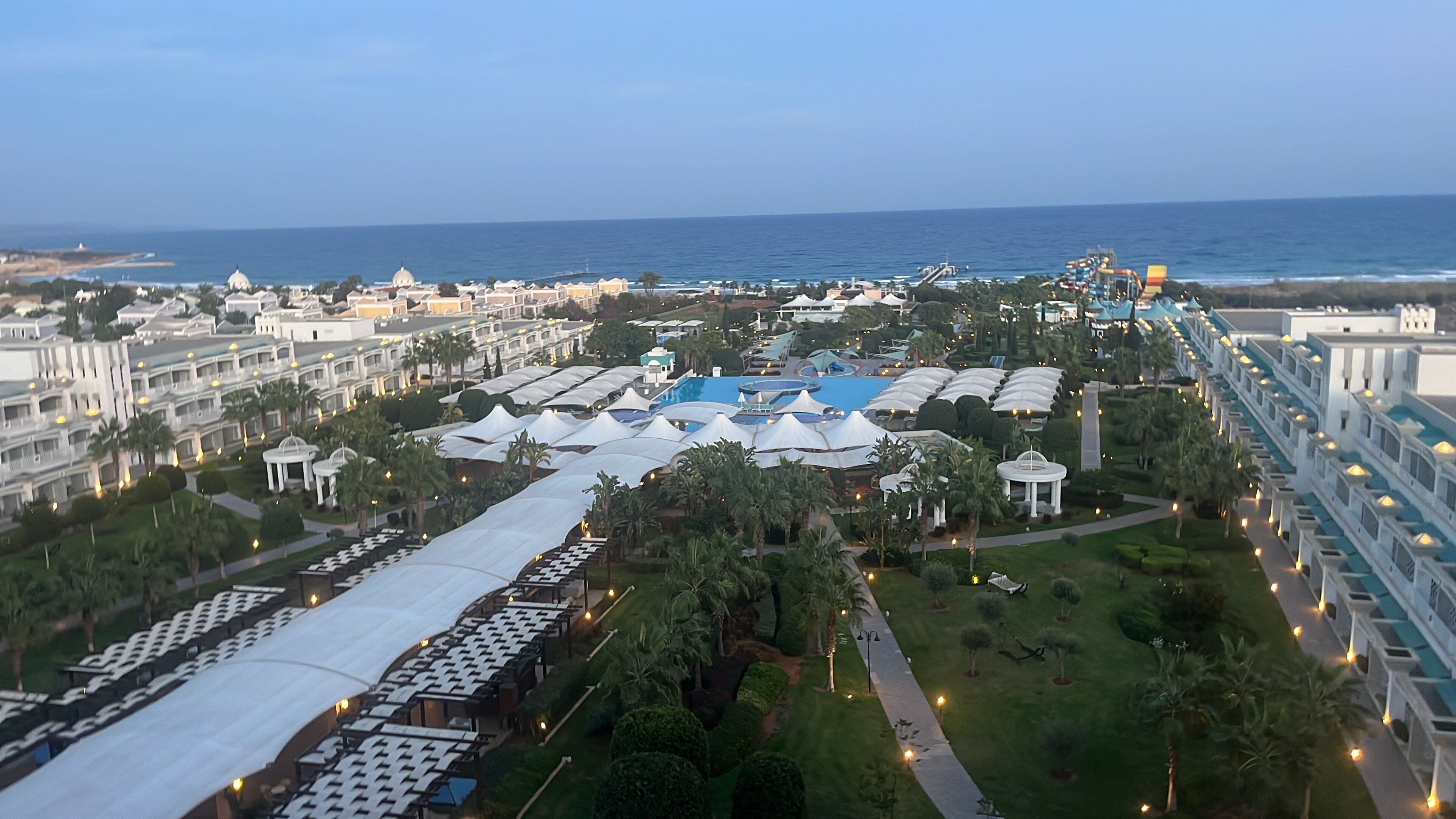 Фото Limak Cyprus Deluxe Hotel