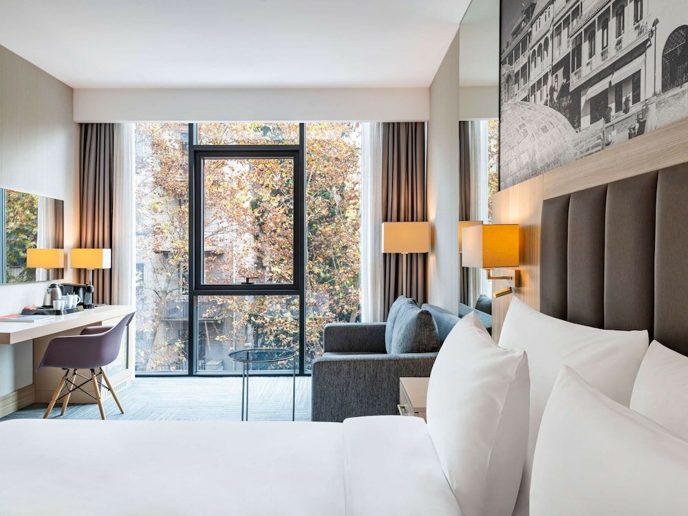 Фото Tbilisi Saburtalo Hotel by Mercure