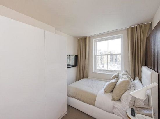 Фото Native Hyde Park