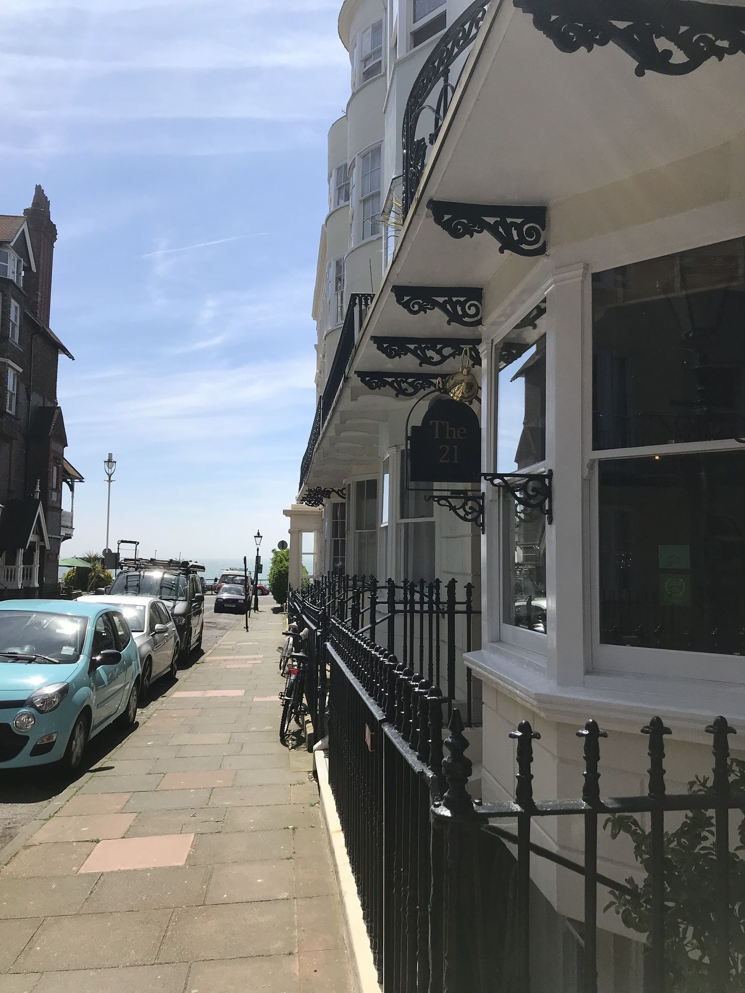 Фото отеля 3