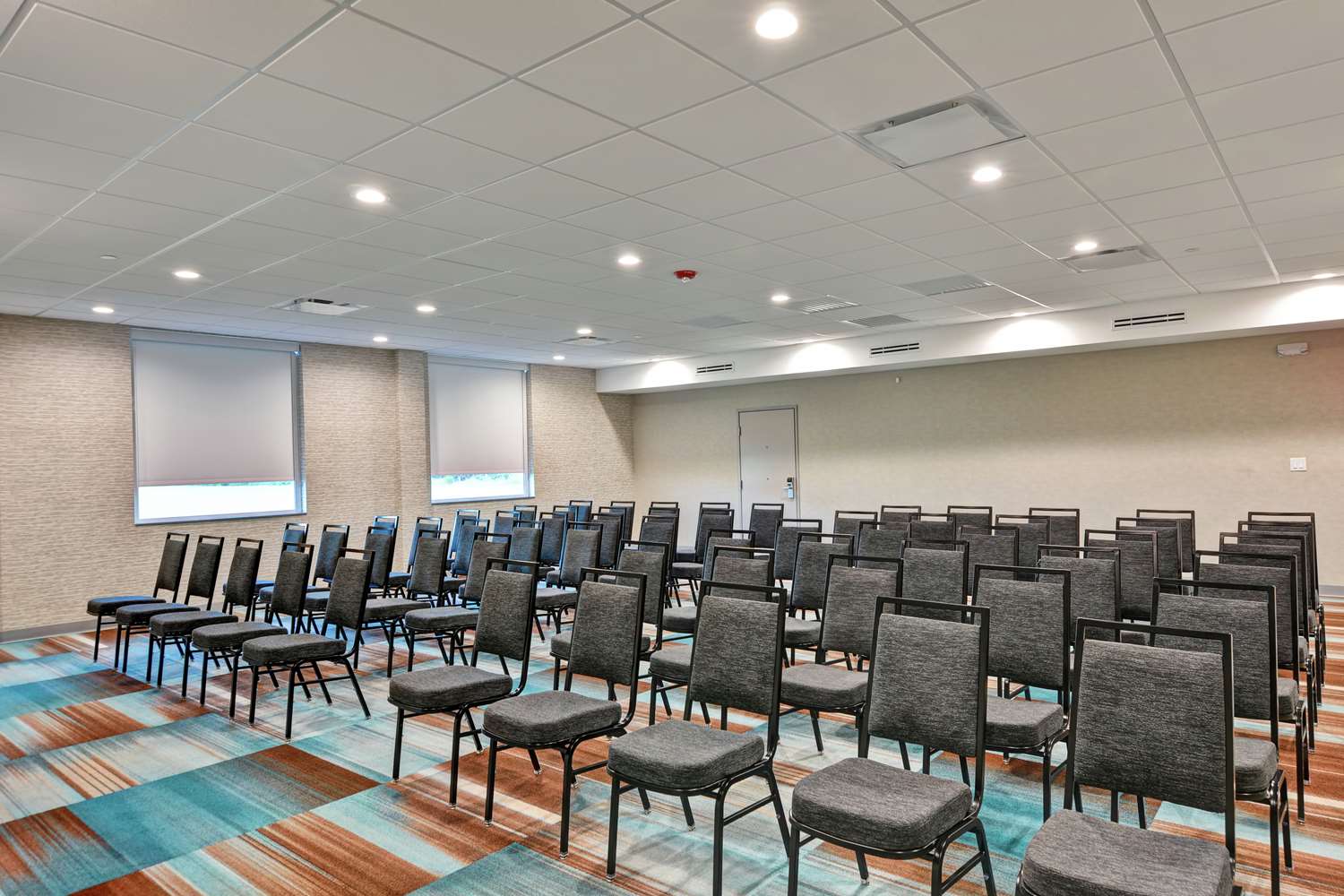Фото Home2 Suites by Hilton La Porte