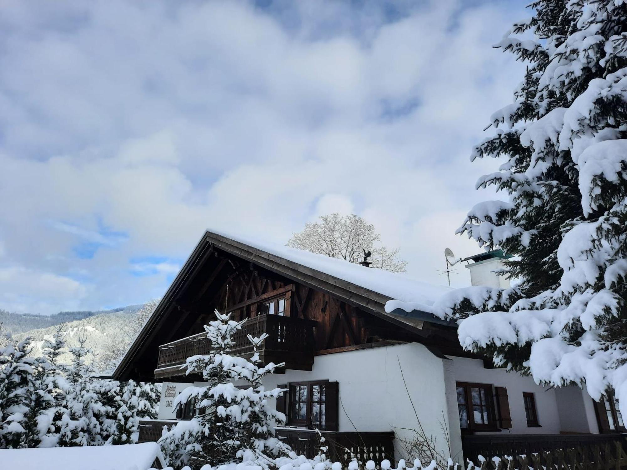 Фото Landhotel Lärchenhügel