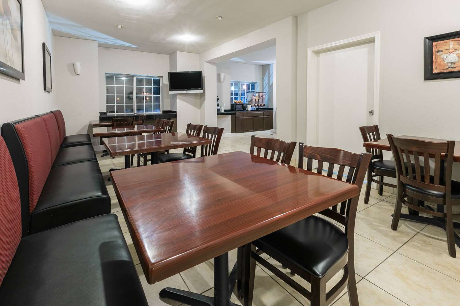 Фото Microtel Inn & Suites by Wyndham Scott/Lafayette