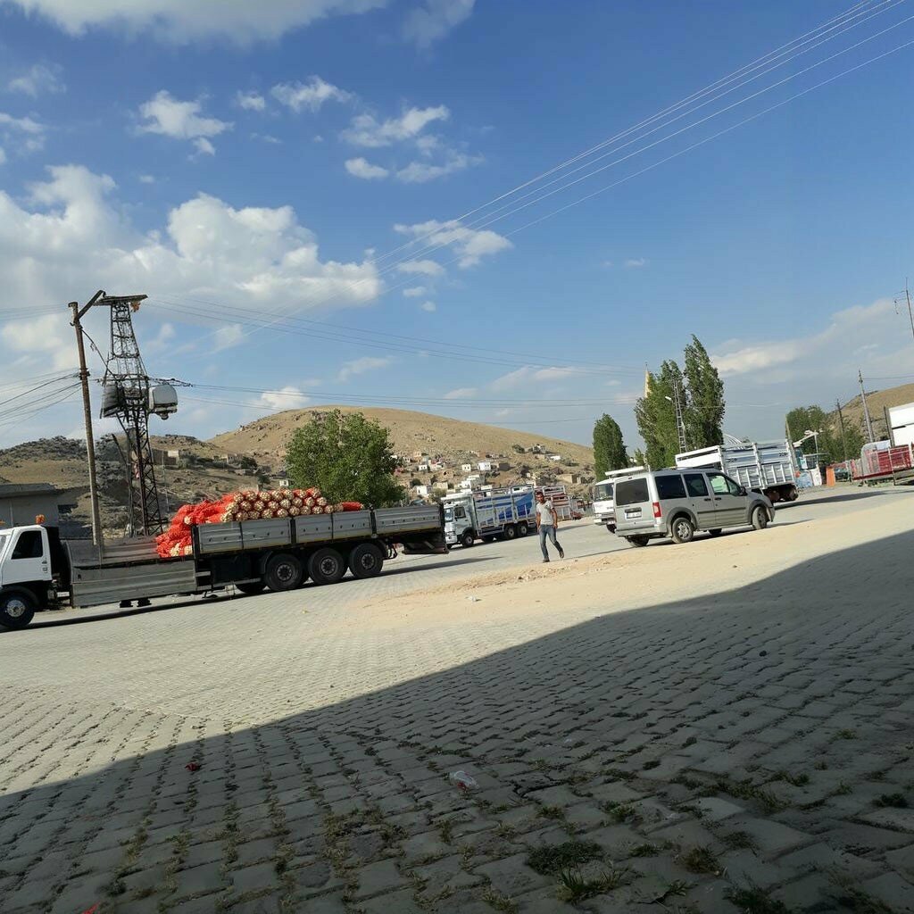 School Komurcu Canakkale Martyrs Secondary School, Nigde, photo
