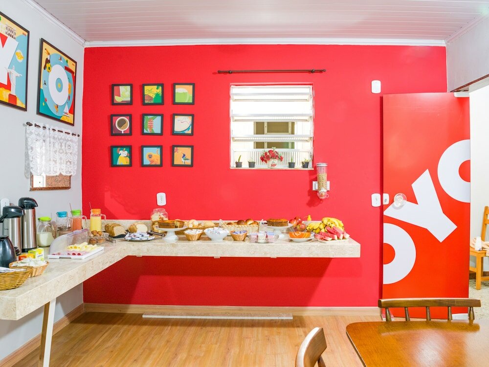 Фото Oyo Hotel Lindoia, Petropolis