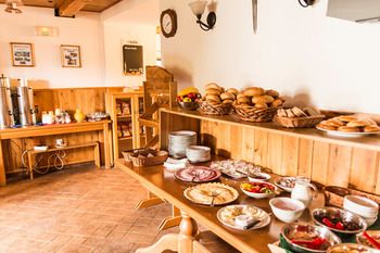 Фото Outline B& x26; B Jiricna