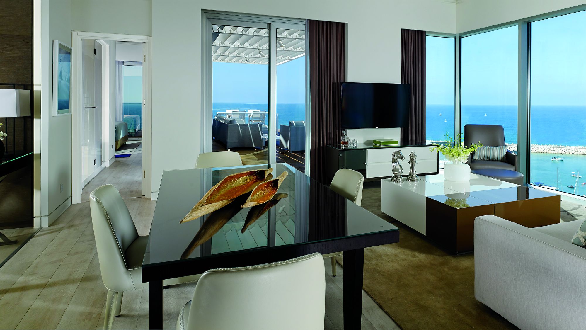 Фото The Ritz-Carlton