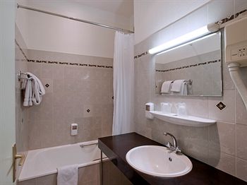 Фото Le Grand Hotel De Tours