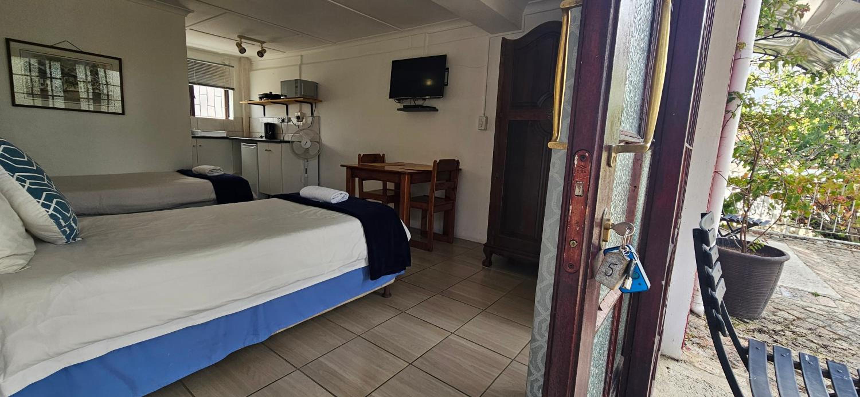 Фото Kelkiewyn Guesthouse Caledon