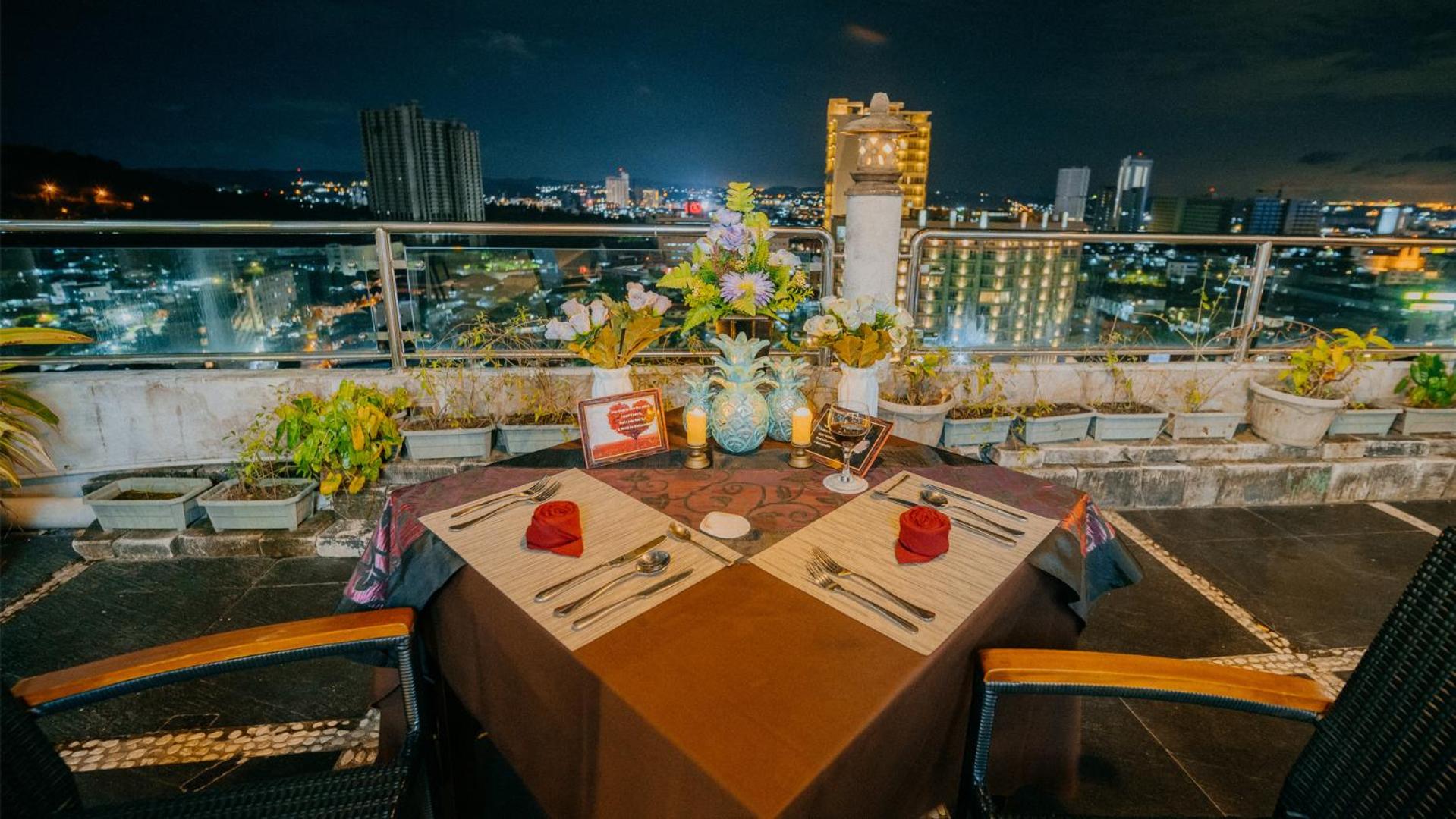 Фото King's Hotel Nagoya Batam