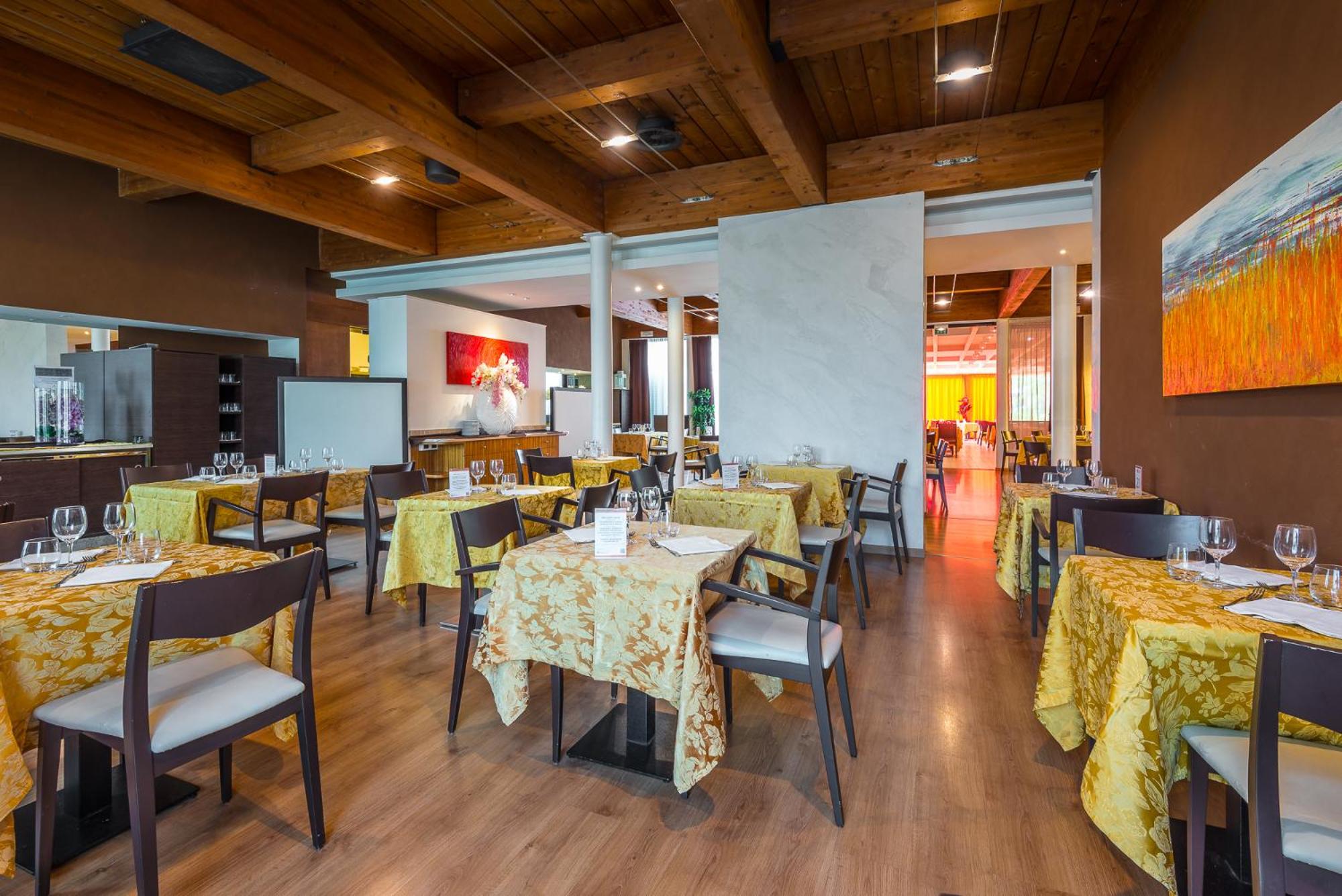 Фото Viest Hotel