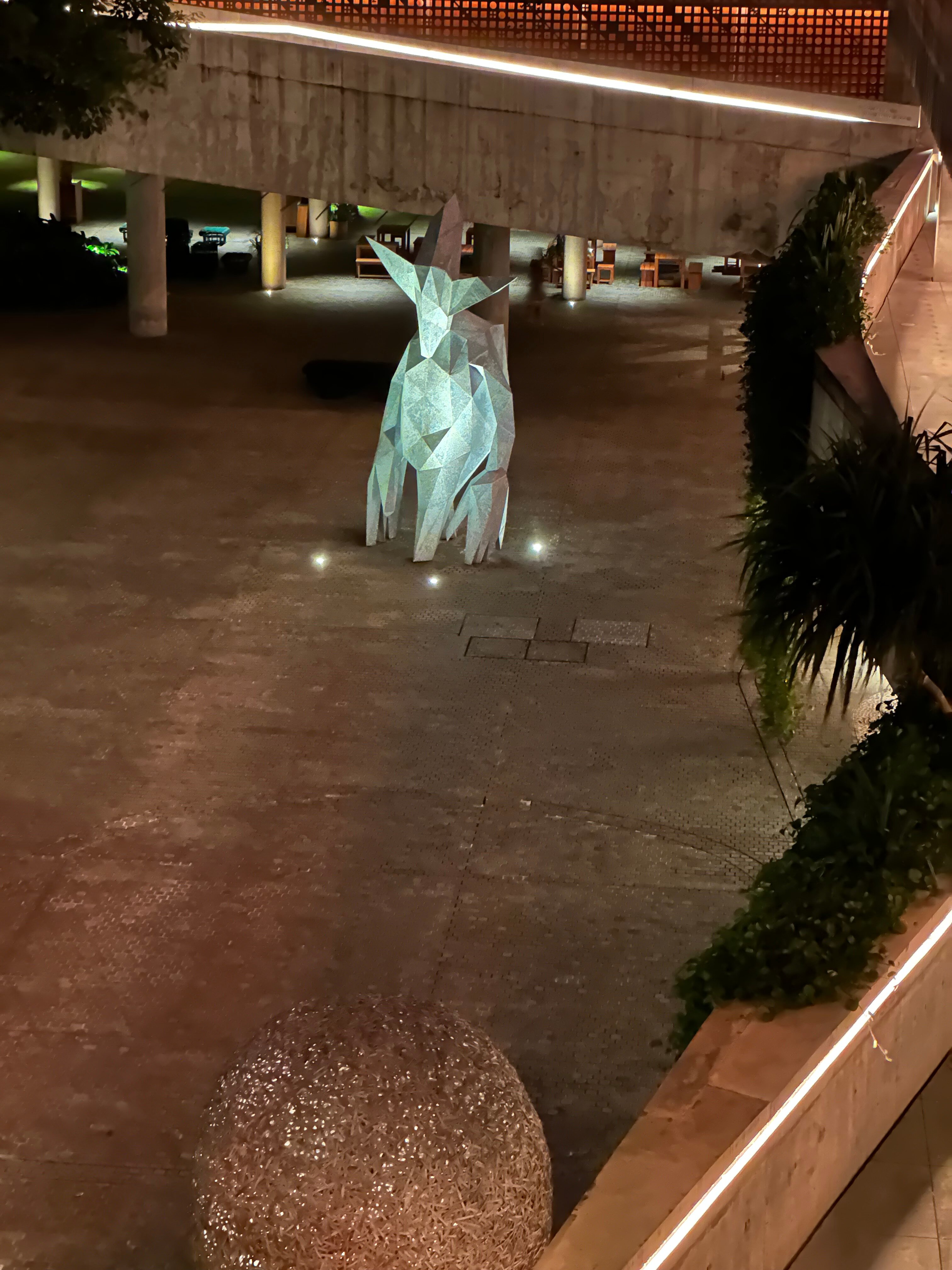 Фото Potato Head Suites & Studios