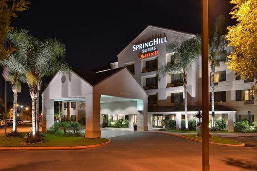 Гостиница SpringHill Suites by Marriott Pasadena Arcadia в Аркадии