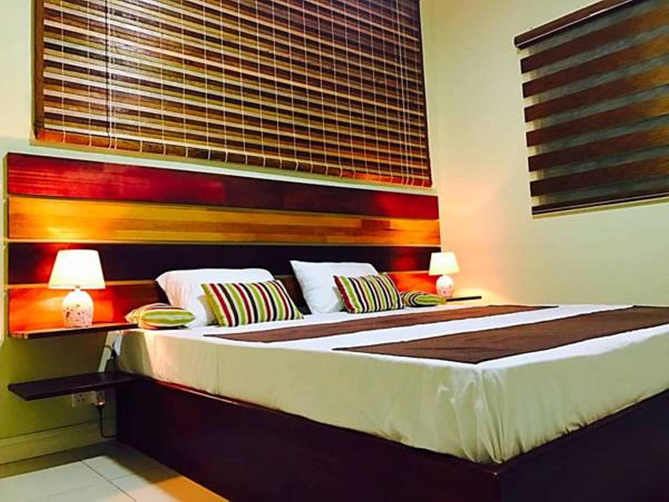 Фото Sugar Reef West Coast