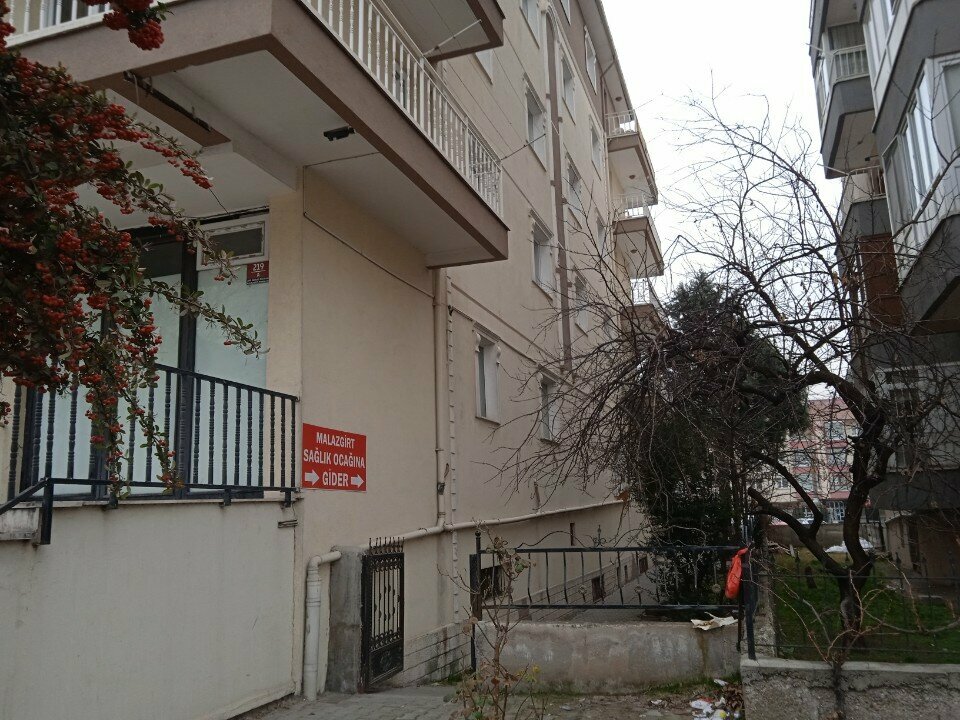 Ambulatorio, centro de salud, centro médico Ankara Sincan Malazgirt Aile Sağlığı Merkezi, , foto