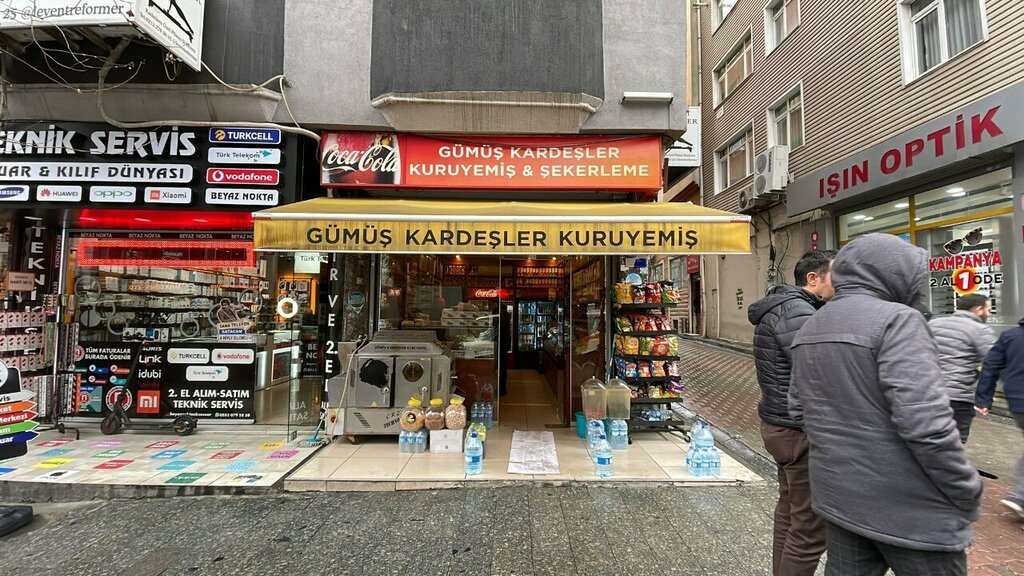 Nuts, snacks, dried fruits Silver Brothers Nuts, Istanbul, photo