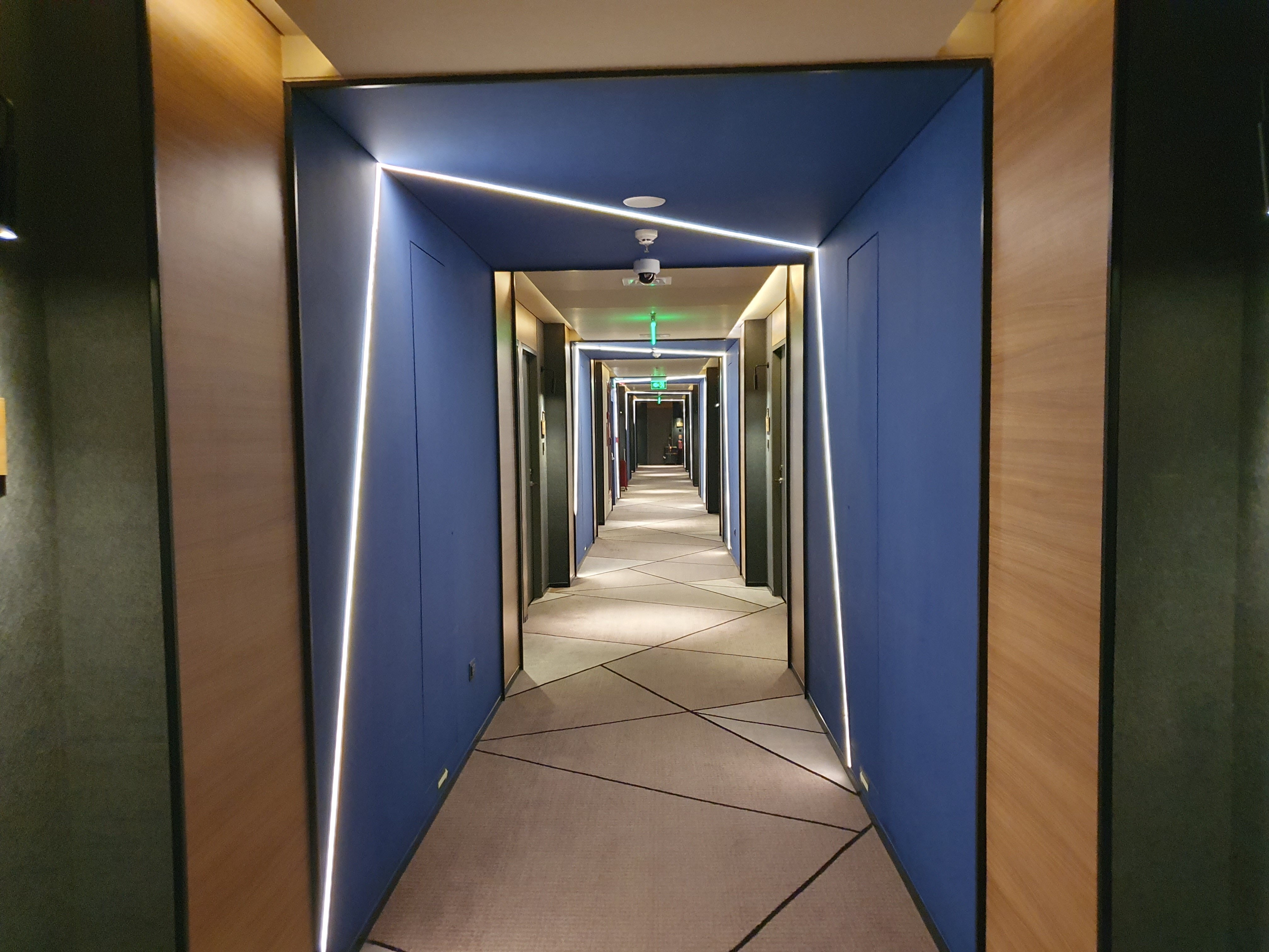 Фото Novotel Pune Viman Nagar Hotel