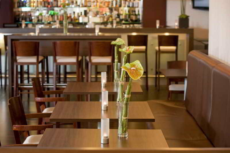 Фото Mercure Hotel Dusseldorf Sud