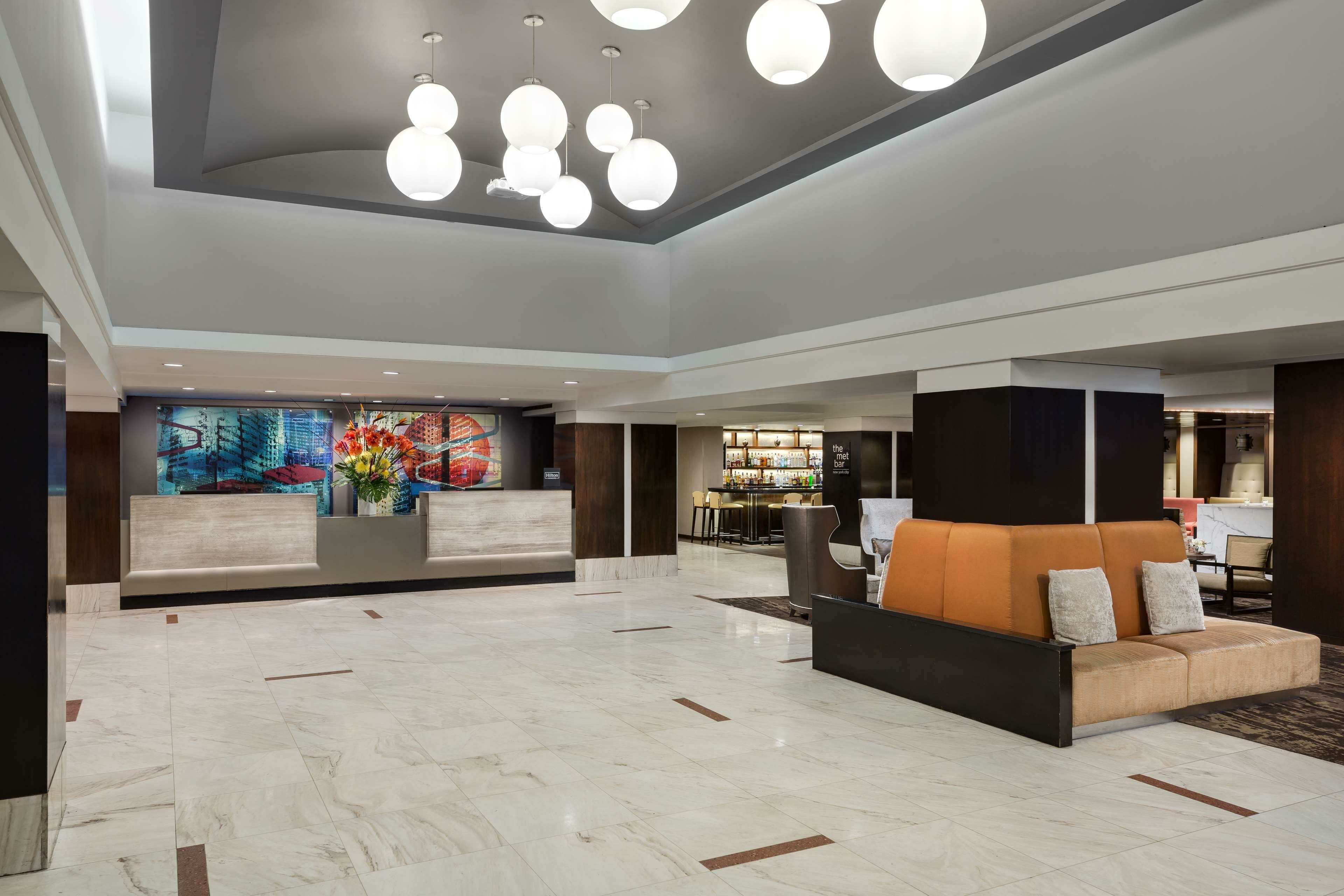 Фото Отель DoubleTree by Hilton Metropolitan - New York City