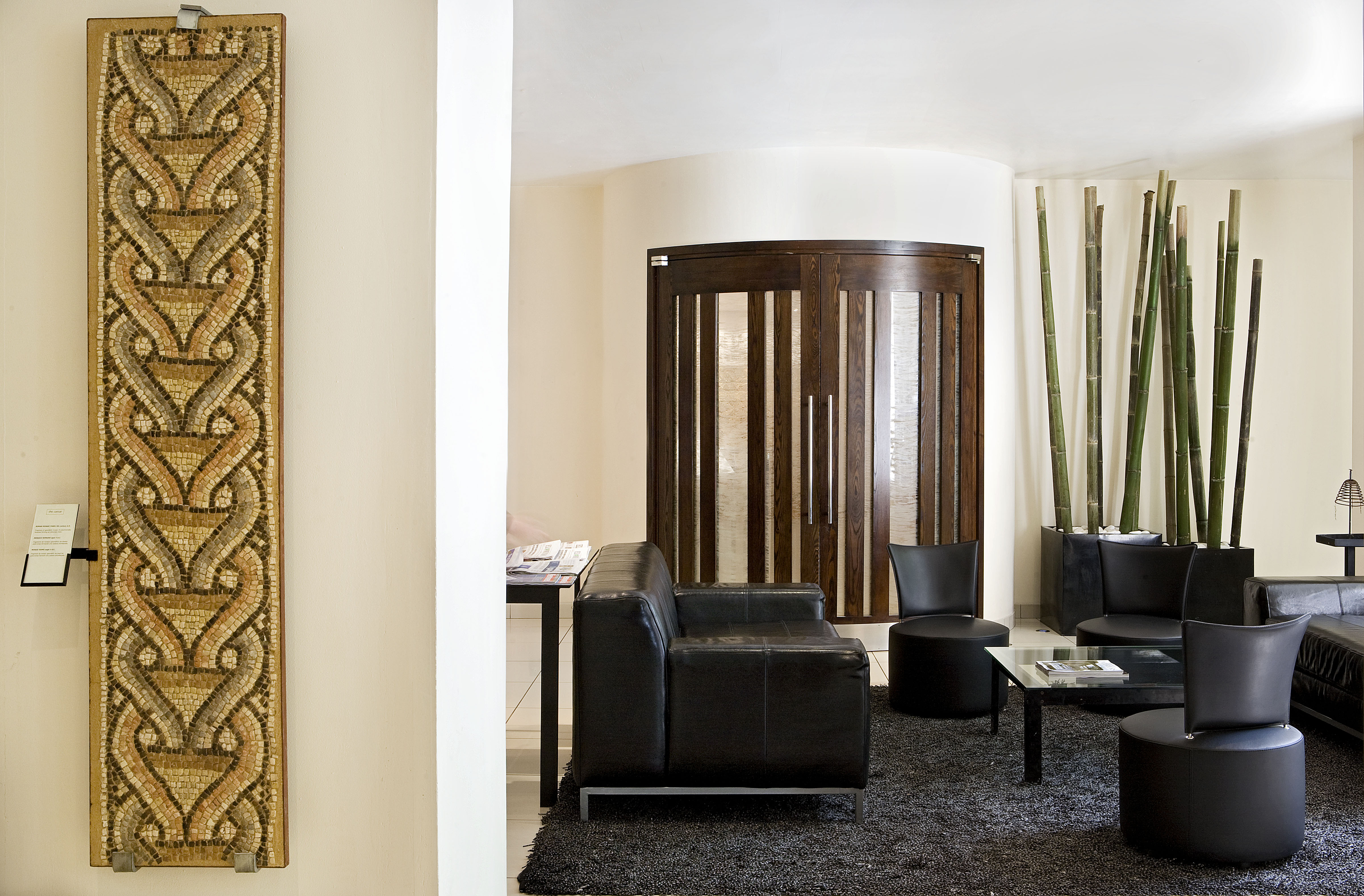 Фото The Caesar Hotel