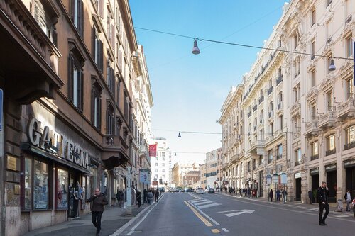 Гостиница Tritone 125 в Риме