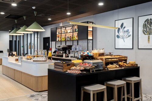 Гостиница Staycity Aparthotels Paris La Defense в Нейи-сюре-Сене