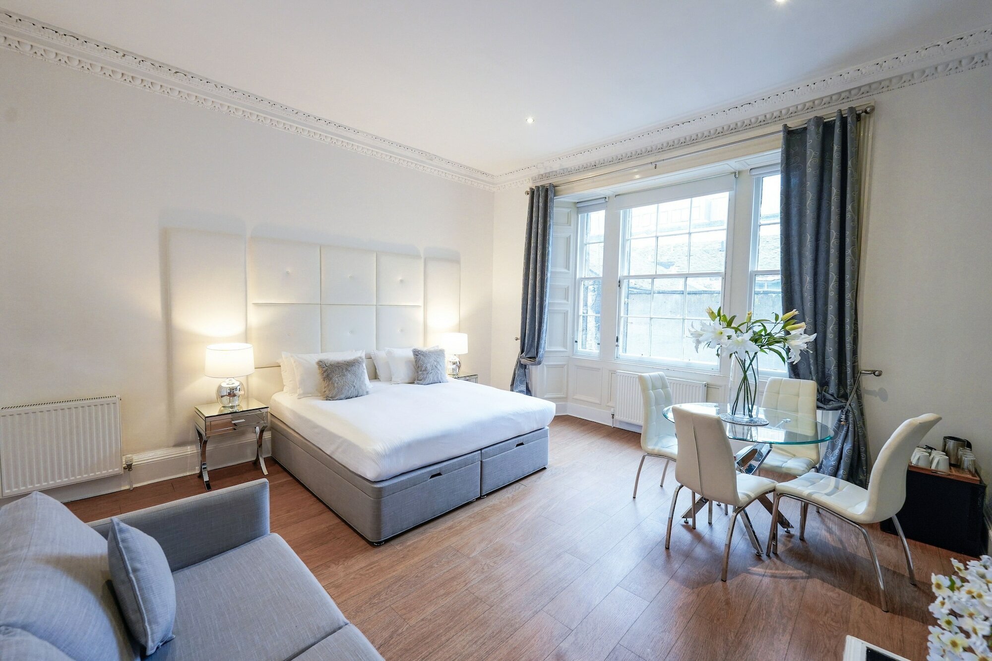 Фото Hanover 71 Suites