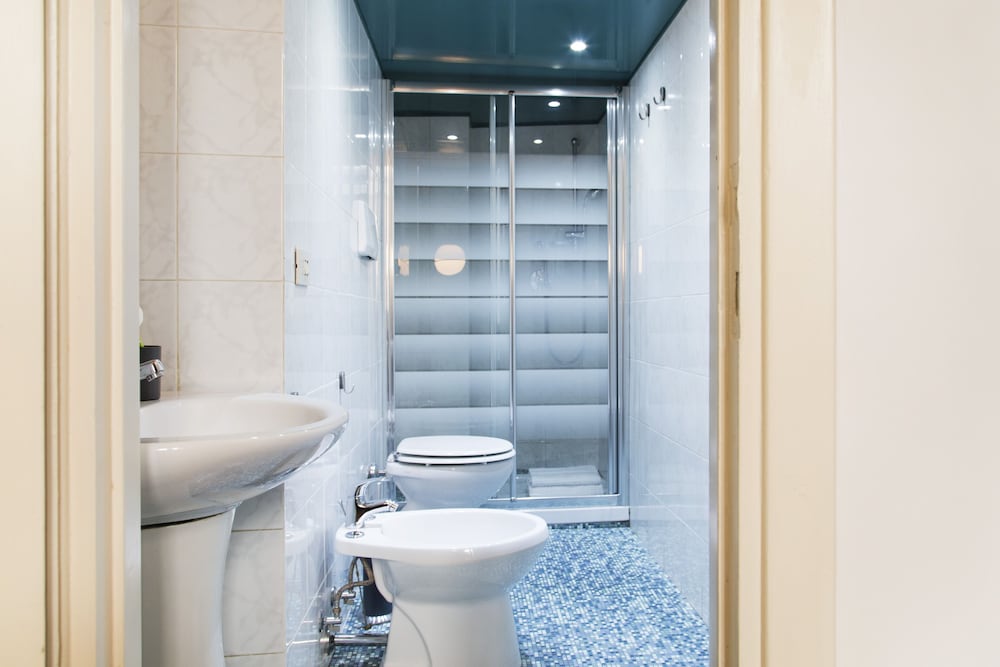 Фото Monserrato Rth