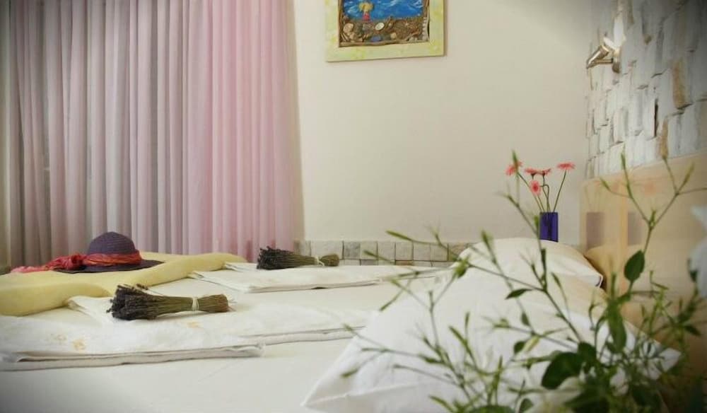 Фото Hotel Kostis