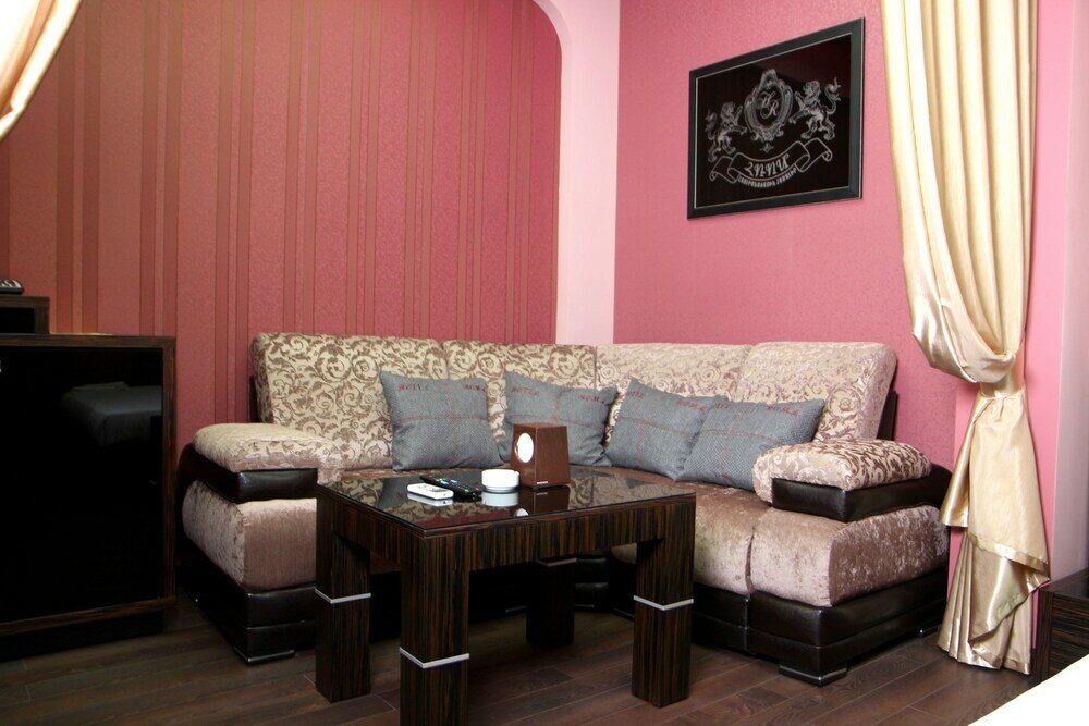 Фото Отель Roma Yerevan & Tours