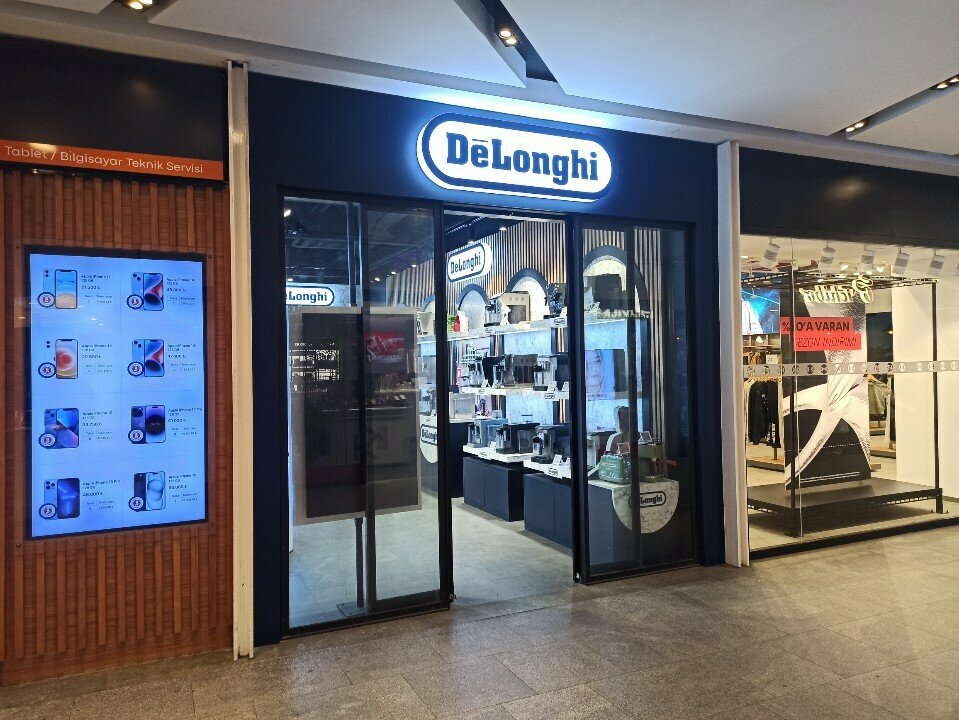 Electronics store DeLonghi, Istanbul, photo