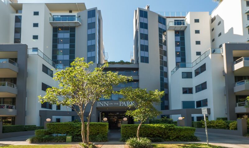 Гостиница Inn on the Park Apartments в Брисбене