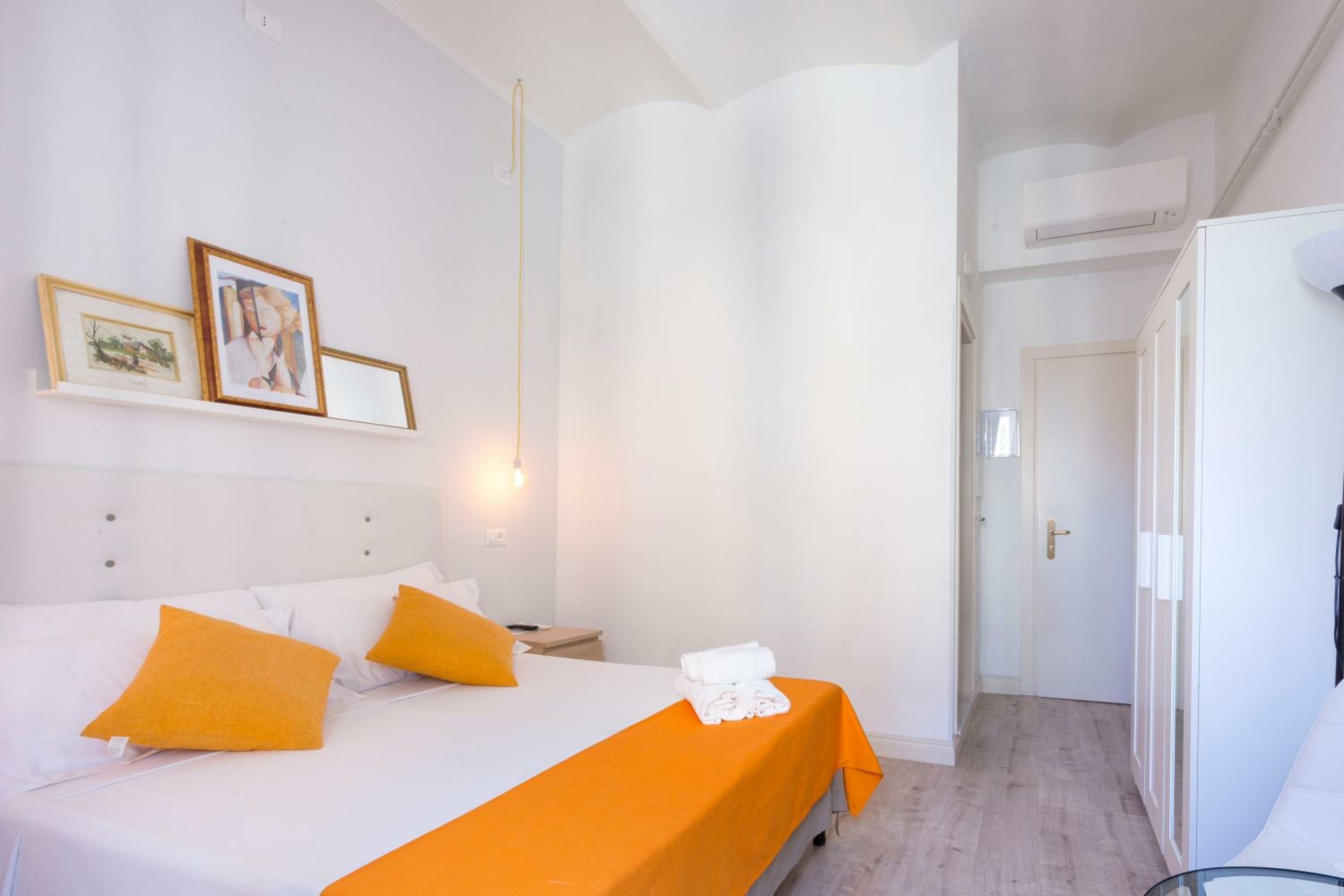 Фото Hotel Cathrine