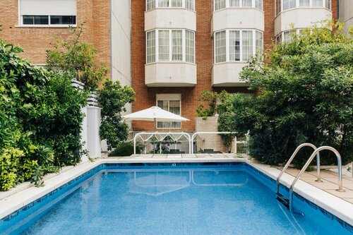 Гостиница Hotel Derby в Барселоне