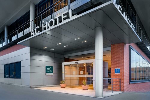 Внешний вид отеля Ac Hotel by Marriott Guadalajara, Spain в Гвадалахаре, фото 3