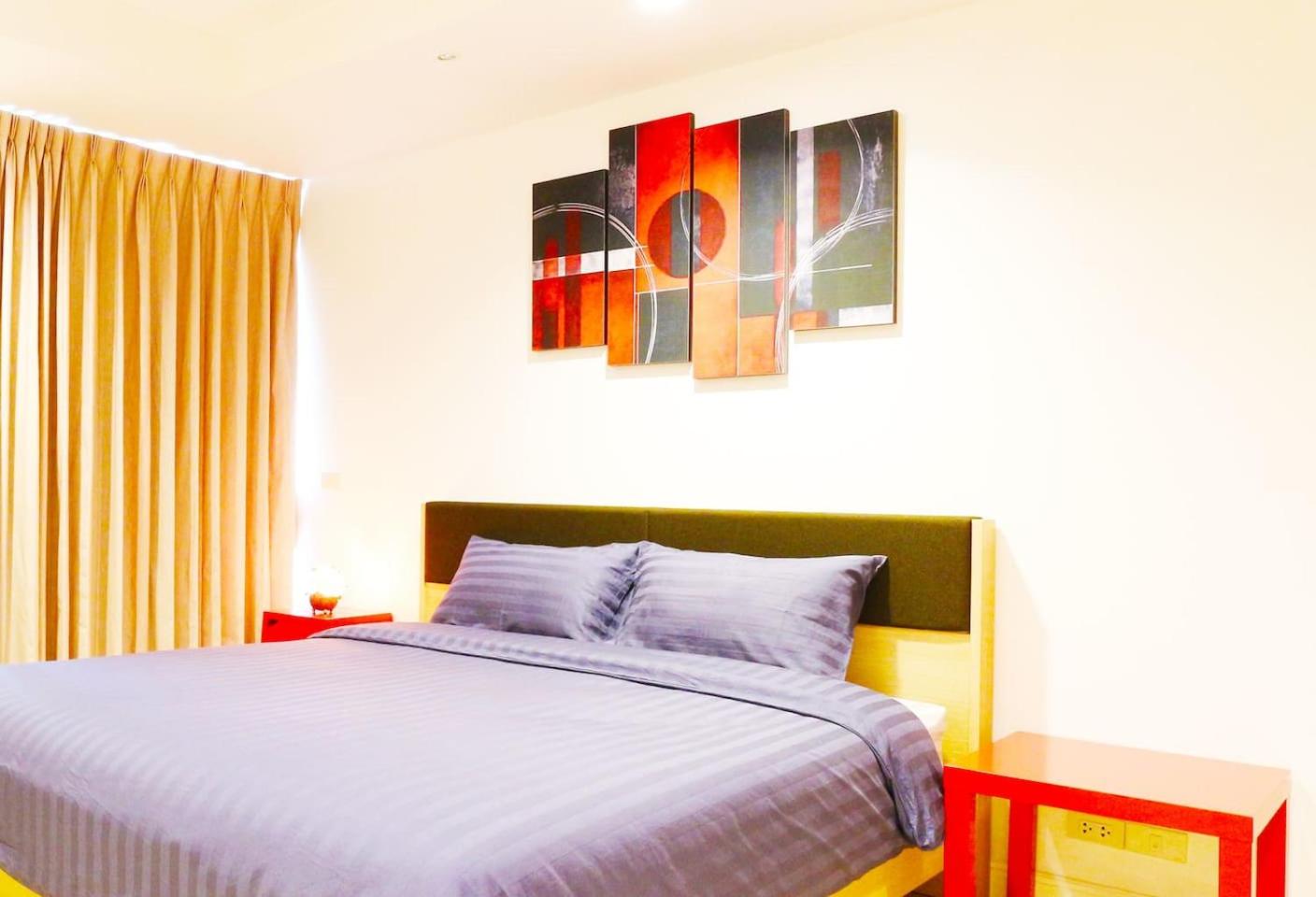 Фото Serena Sathorn Suites