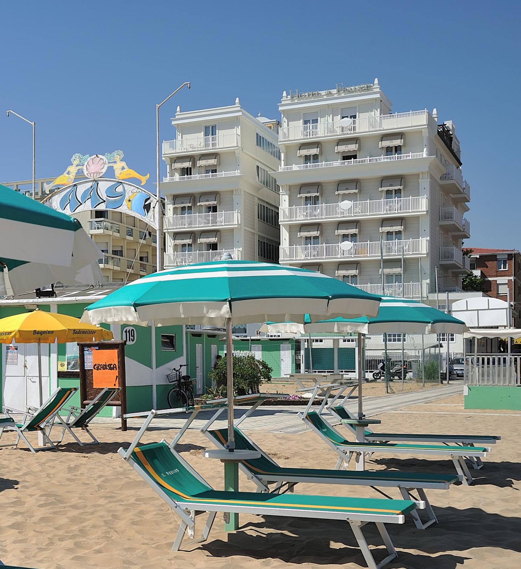 Фото Hotel De France