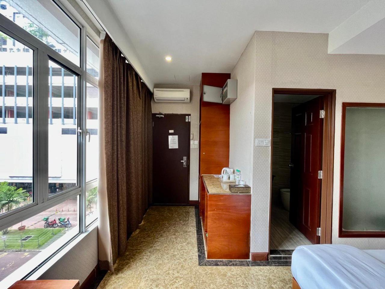 Фото Fan Holiday Hotel by Glex