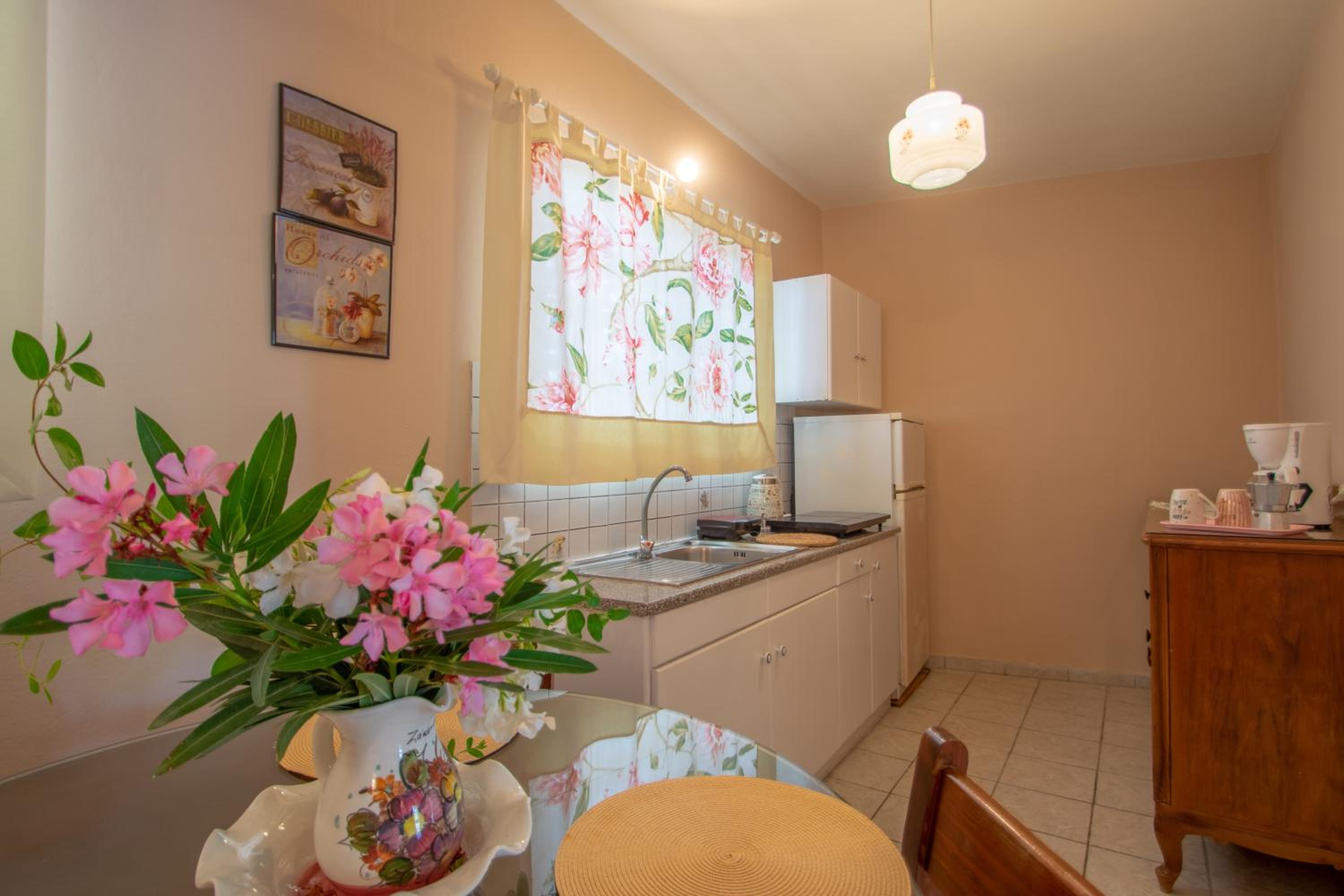 Фото Villa Daizy