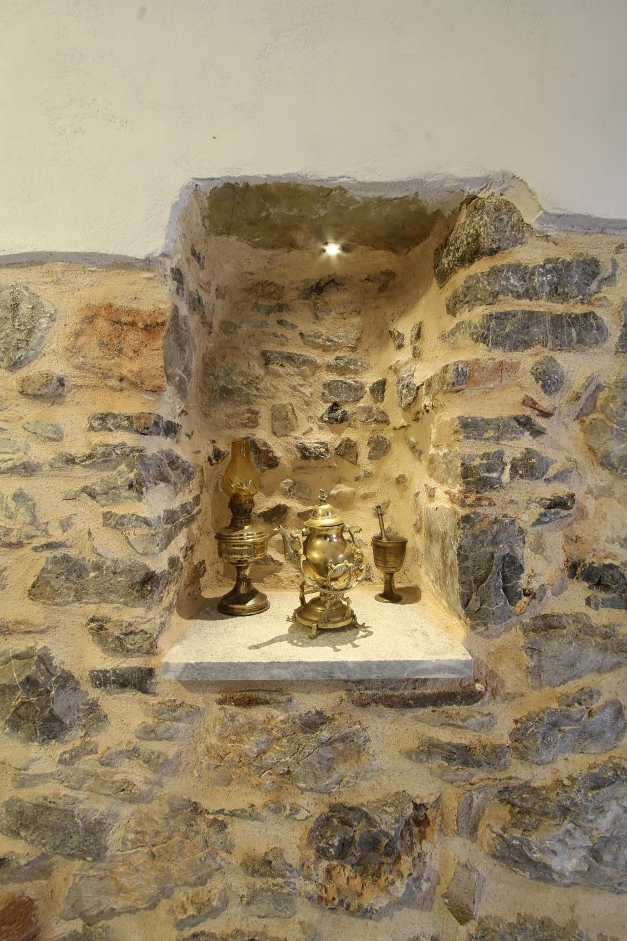 Фото Mesta Mastic