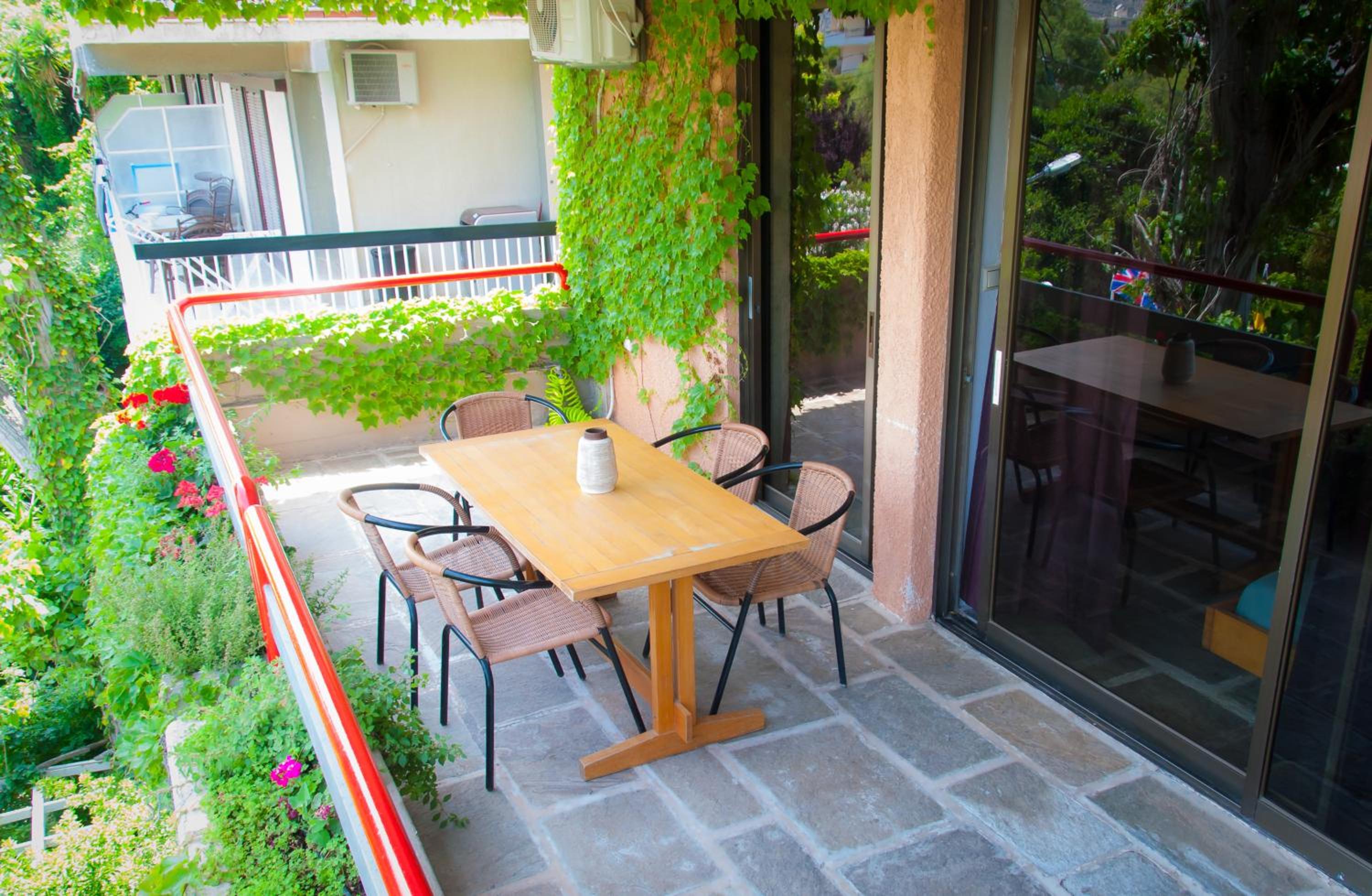 Фото Apollonia Hotel Apartments