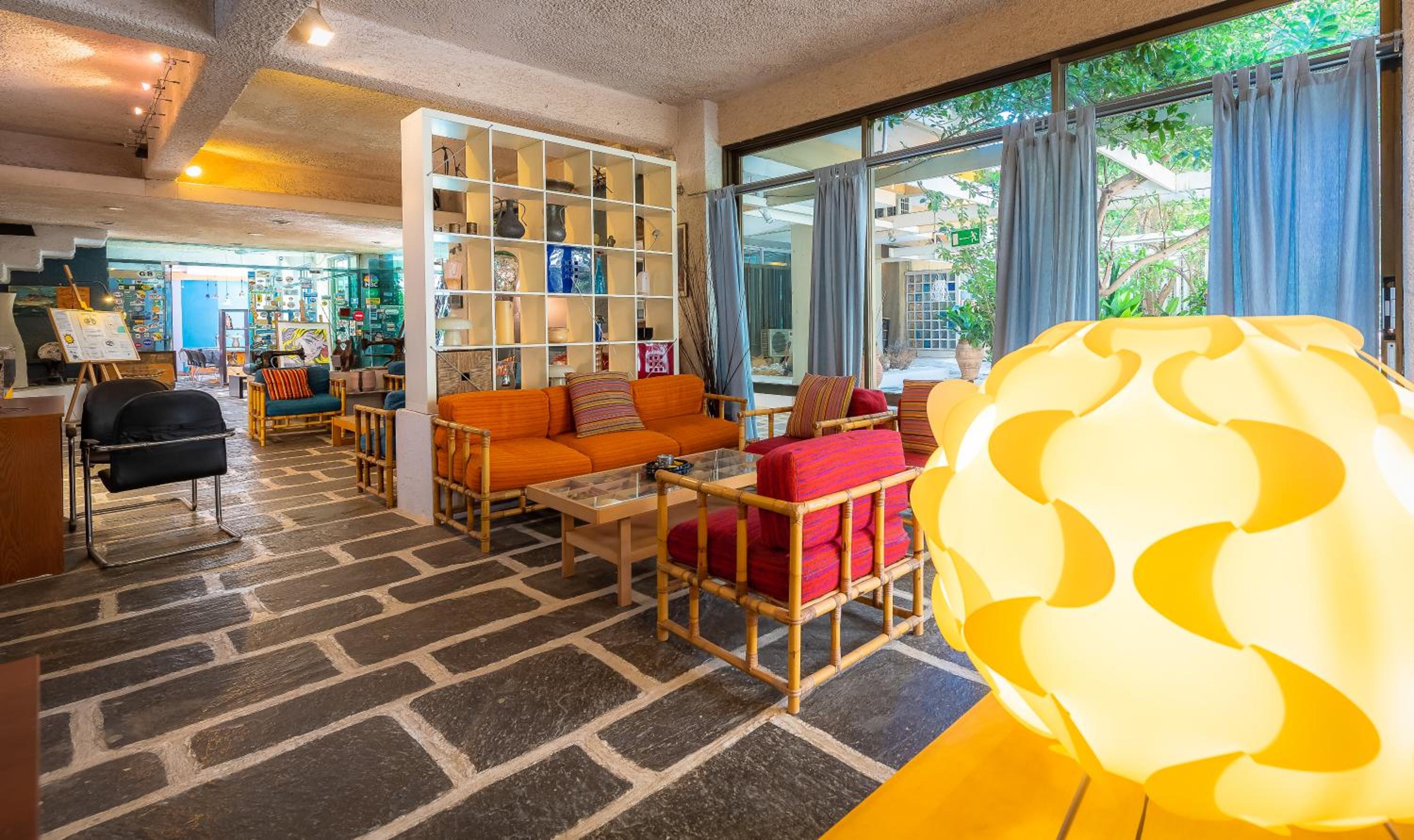 Фото Apollonia Hotel Apartments